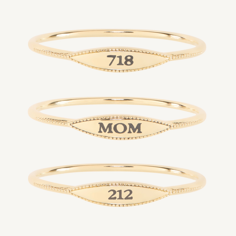 City Moon Gold Signet Ring