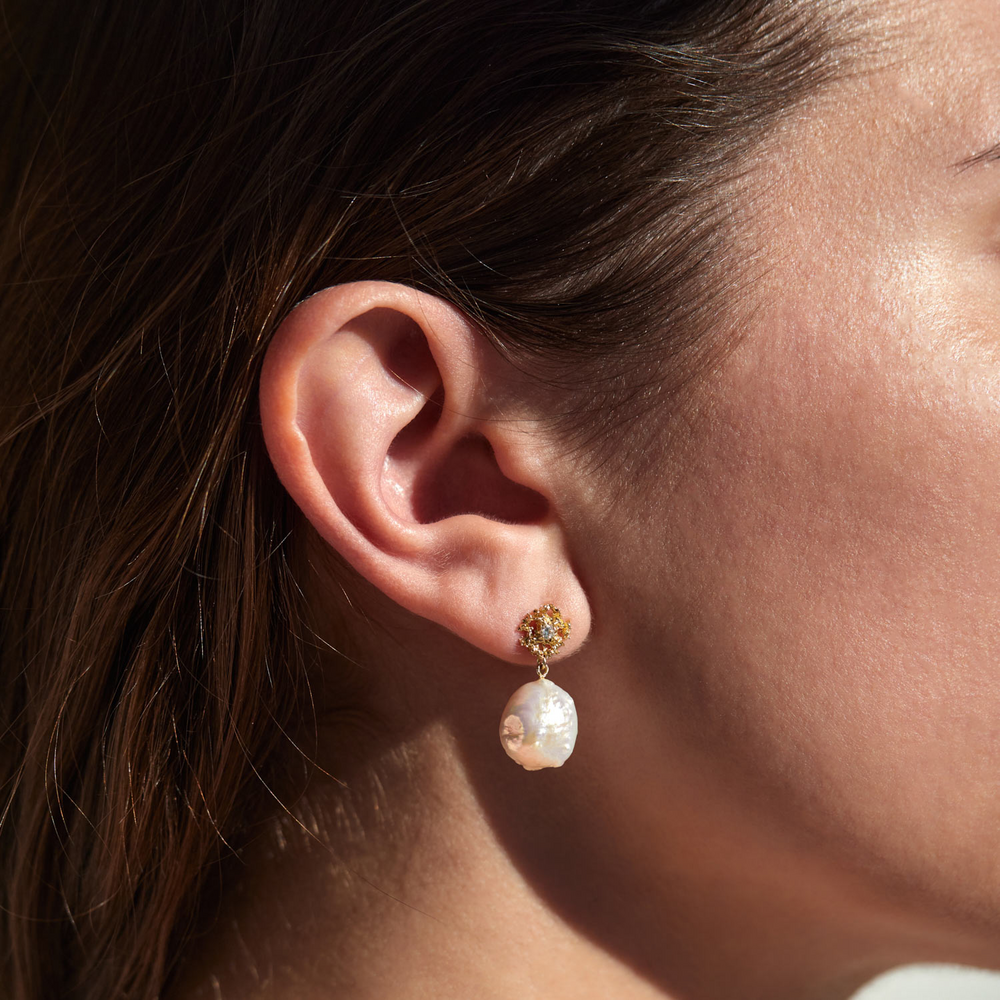 Star Lace Pearl Earrings (Pair)