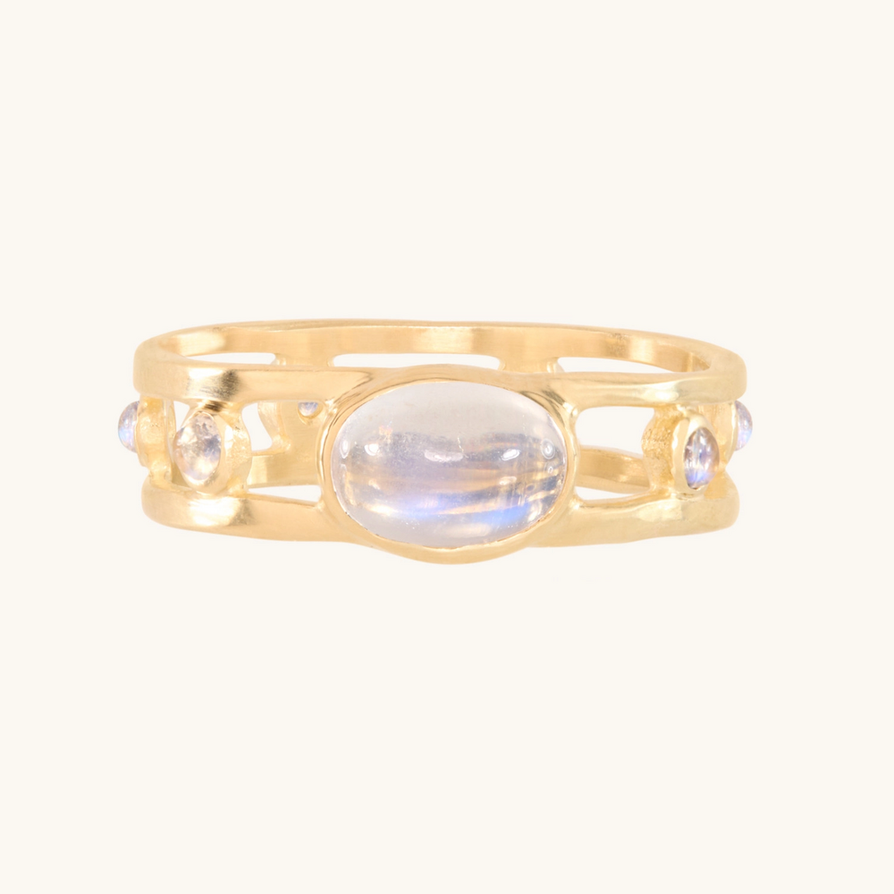 Via Iii Moonstone Ring