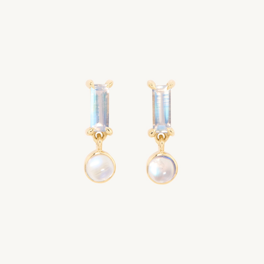 Miles Of Light Moonstone Earring (Single)