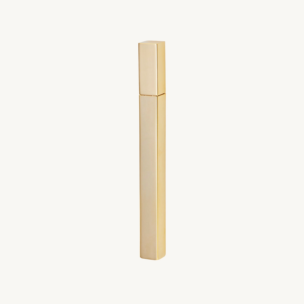 Margot's Lighter, Gold