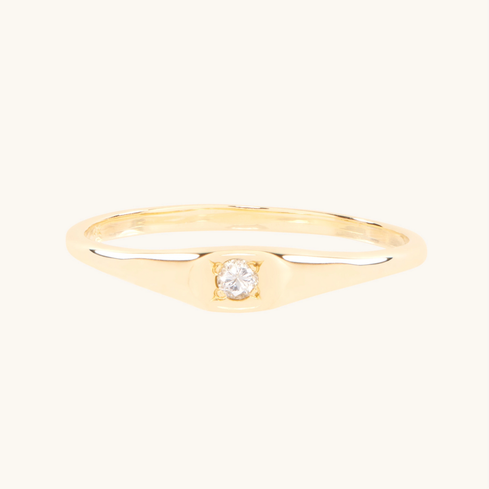 Little Signet Ring With Diamond