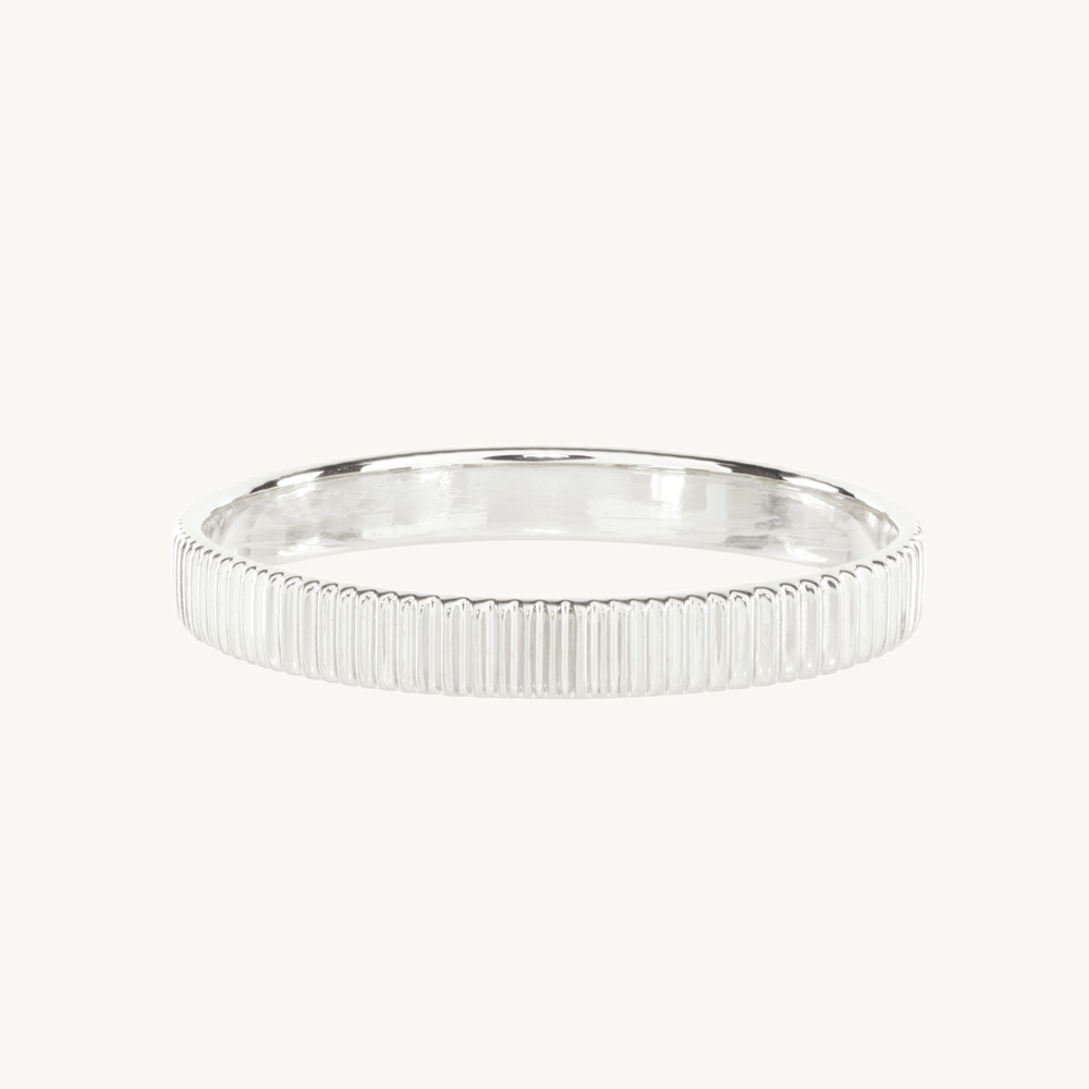 Grand Silver Fountain Ring