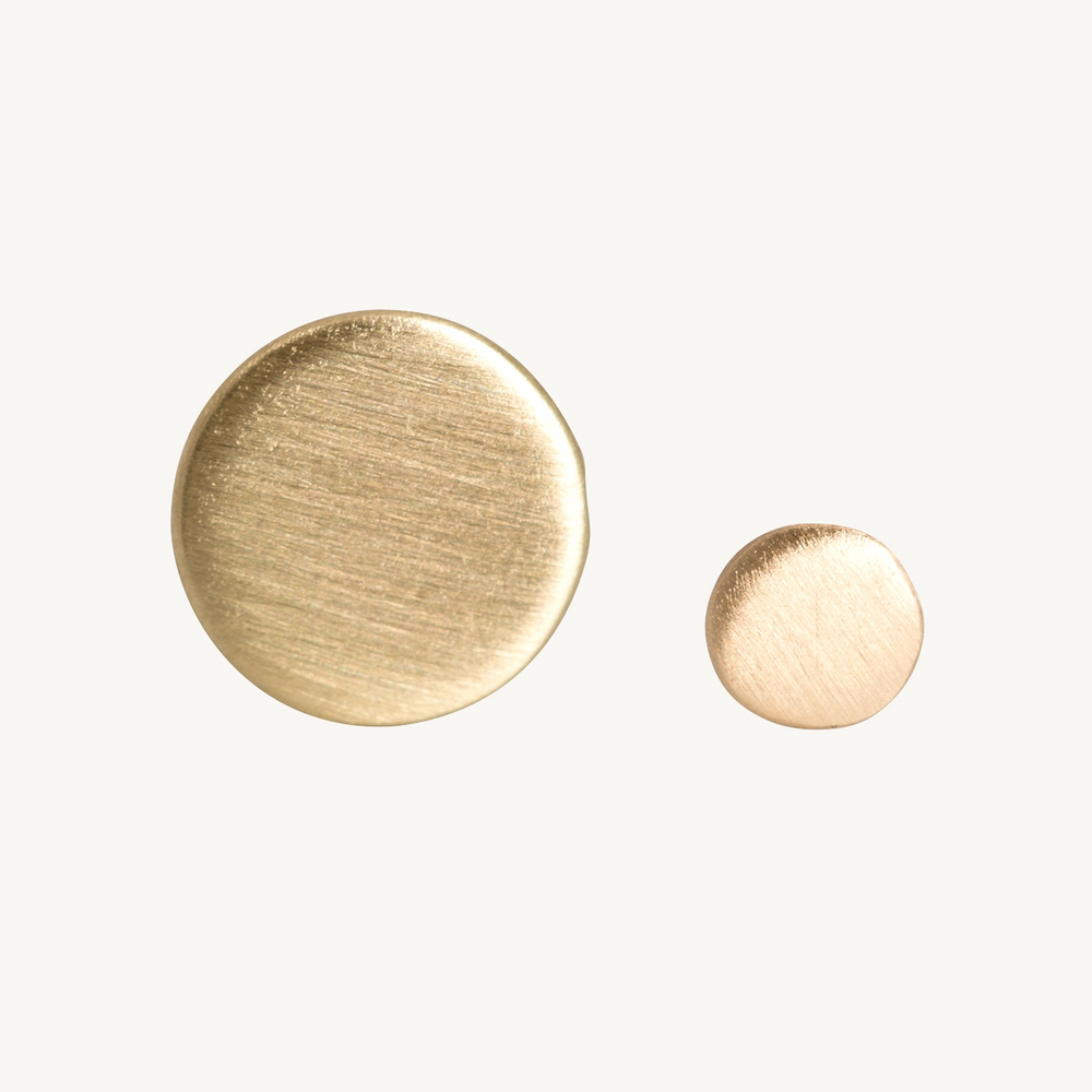 Dot Stud Earring, Yellow Gold (Single)